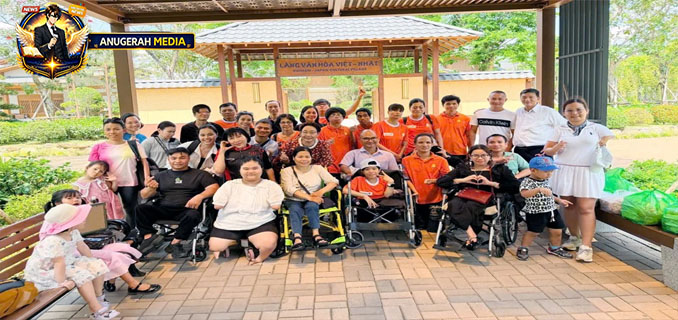 Para Korban Agent Orange Belajar Fotografi